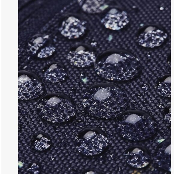 BRAND NEW NEVER USED Under Armour Blue Floral Duffel Bag - Picture 4 of 7